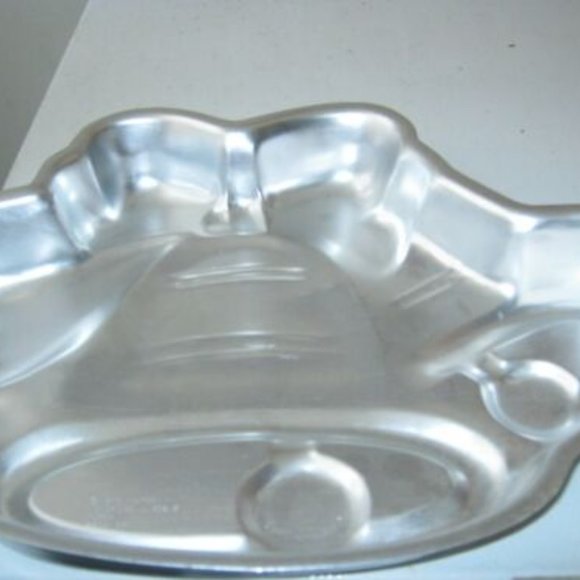 Wilton Double Bell Anniversary Bridal Shower Cake Pan(502-1220, 1979) - Picture 2 of 4